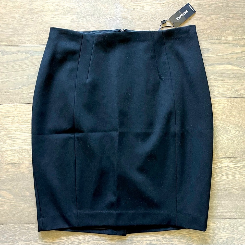 NWT Express mini pencil skirt, black, size 6 petite.